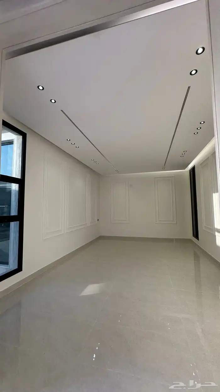 للبيع فله في الخرج حي الواحه 9