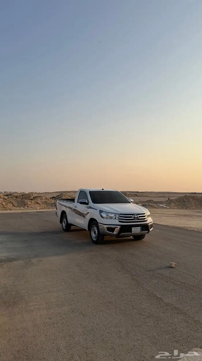 هايلوكس 2025 بنزين 4