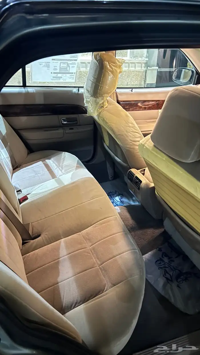 للبيع فورد 2005 ماركيز 4