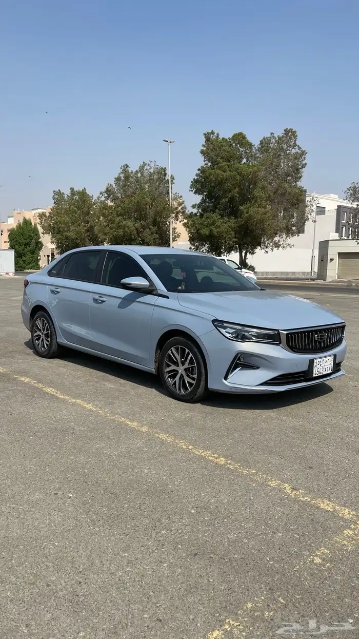 جيلي امجراند 7 موديل 2024 نص فل ضمان وصيانة مجانية 2