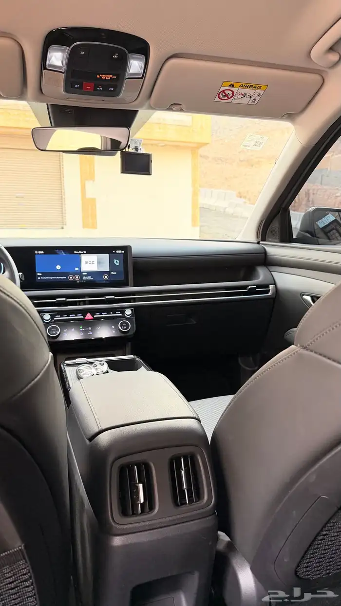 توسان 2024 ( بنزين 1.6 دبل ) فل اوبشن بحالة الوكالة 20