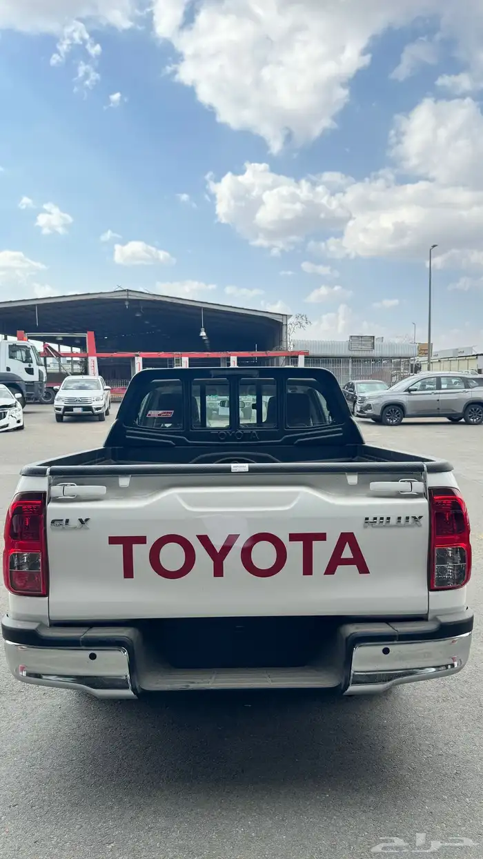 تويوتا هايلكس 2025 غمارتين بنزين بدون دبل سعودي بطاقة جمركية 3