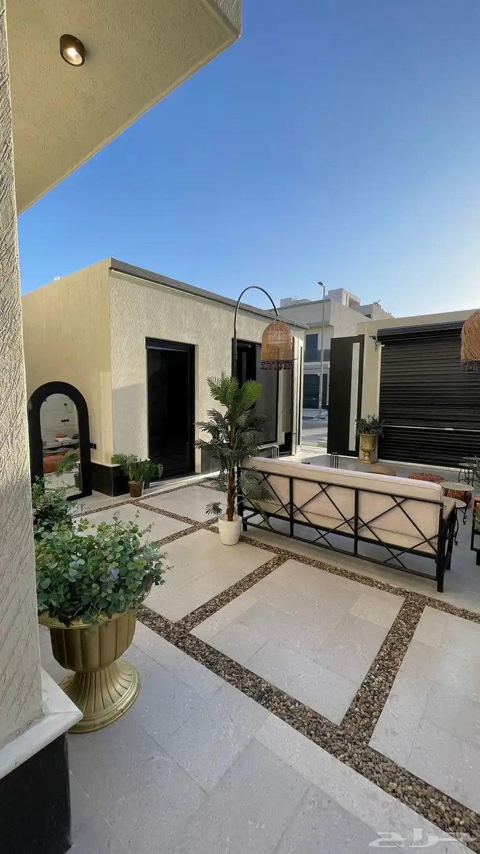 فلة للبيع واحة الشرقية ( الشعلة ) 5