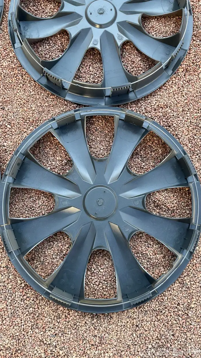 طيس كورولا 2008 جديده 8