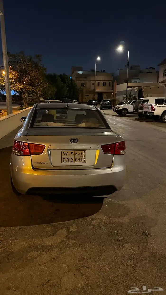 للبيع كيا سيراتو موديل 2009 2