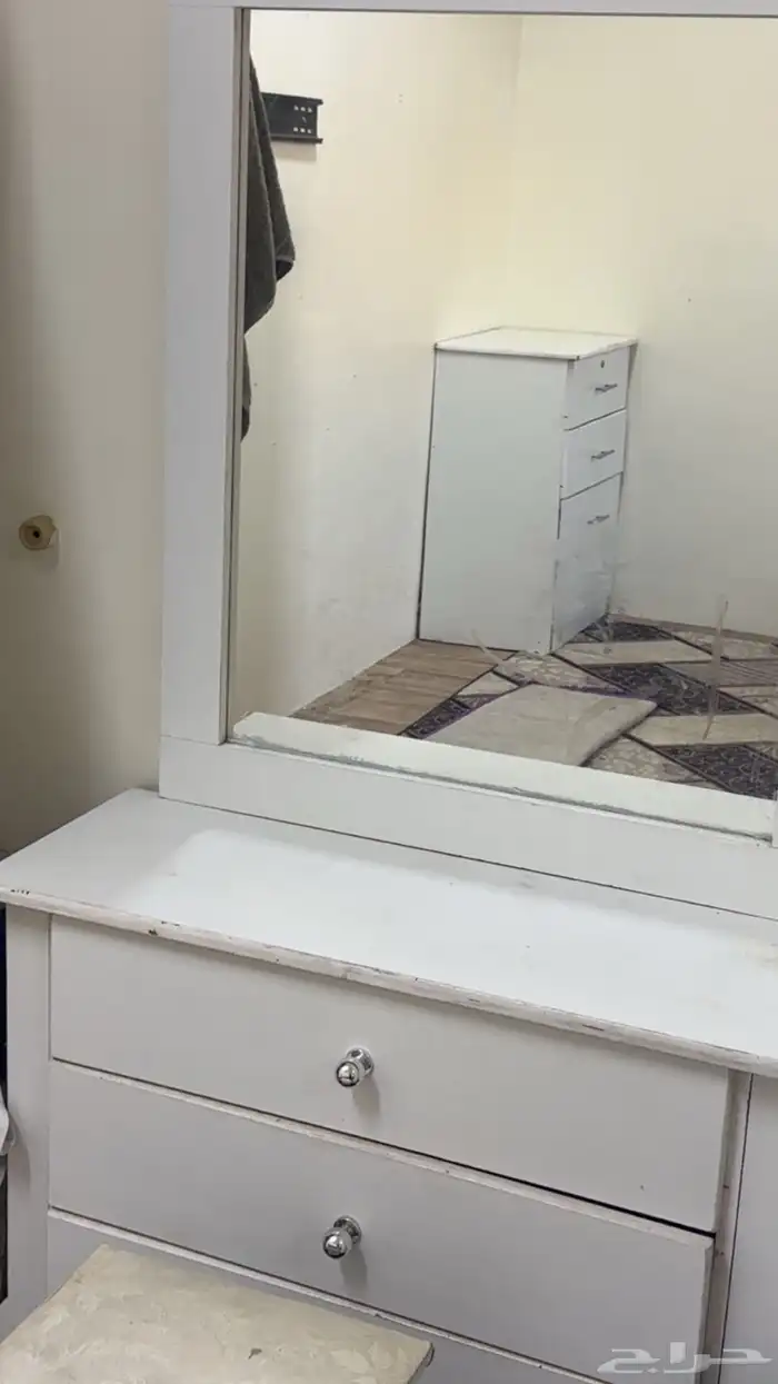 ب800ريال غرفة نوم نظيفه لغرض النقل 2