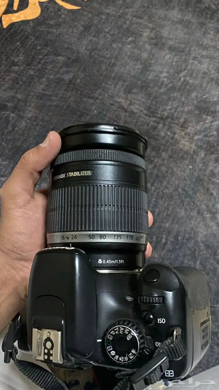 كاميرا Canon 550D مع عدسة زوم 200 6