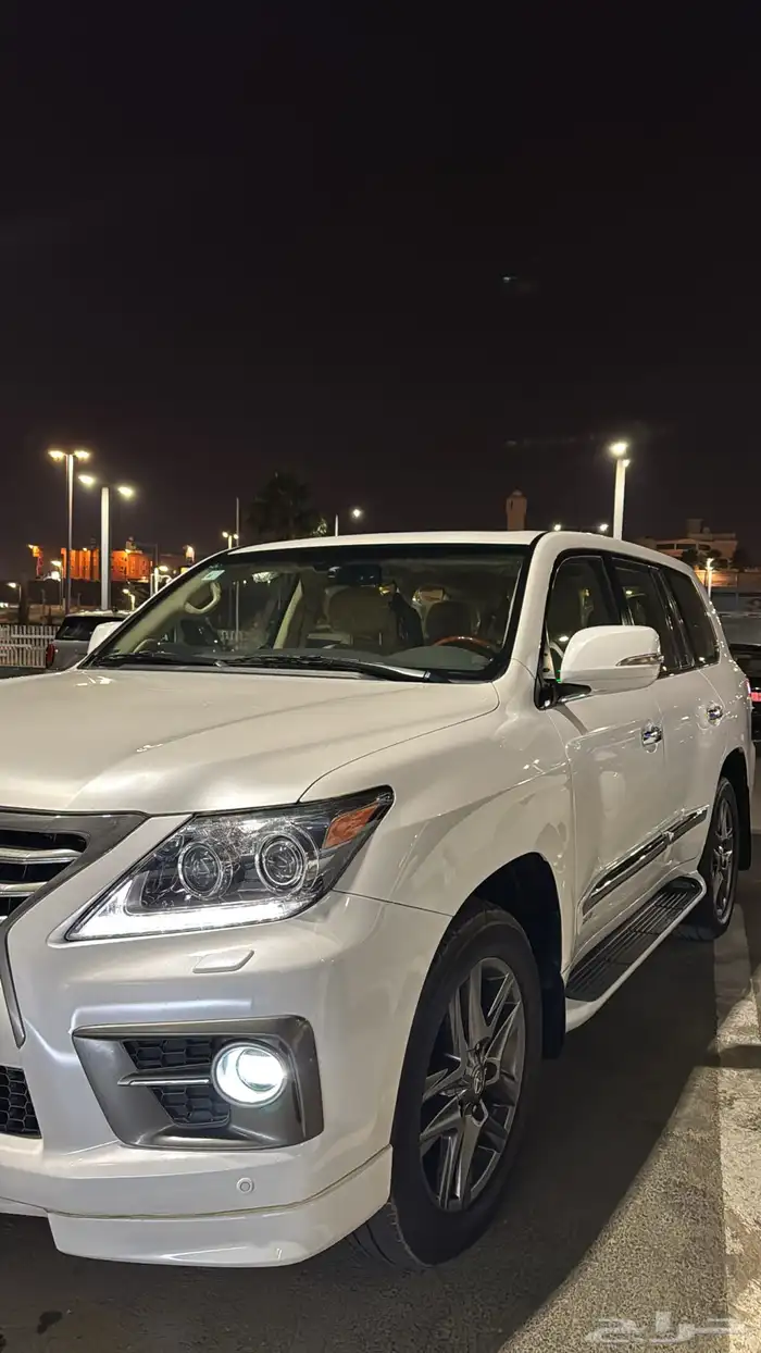 جيب لكزس 2015 ممشى قليل 4