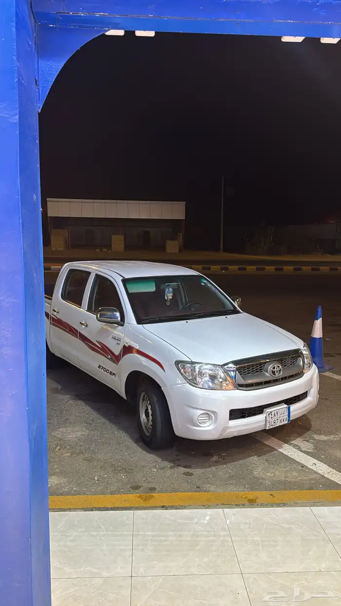 هايلوكس 2011 للبيع 6