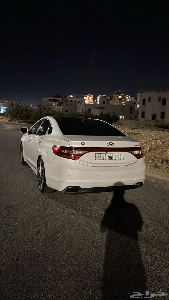 ازيرا 2016 سعودي بحاله الوكاله وكتبه معه وداخله وكاله 5