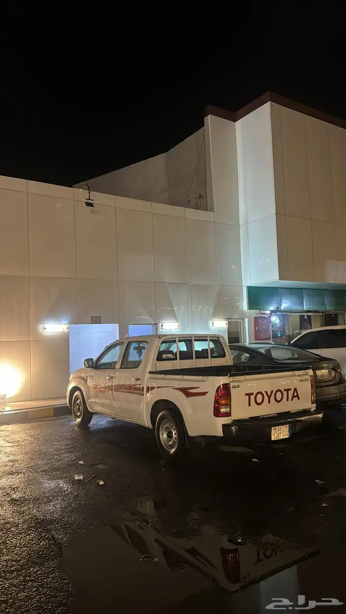 هايلوكس 2011 للبيع 3