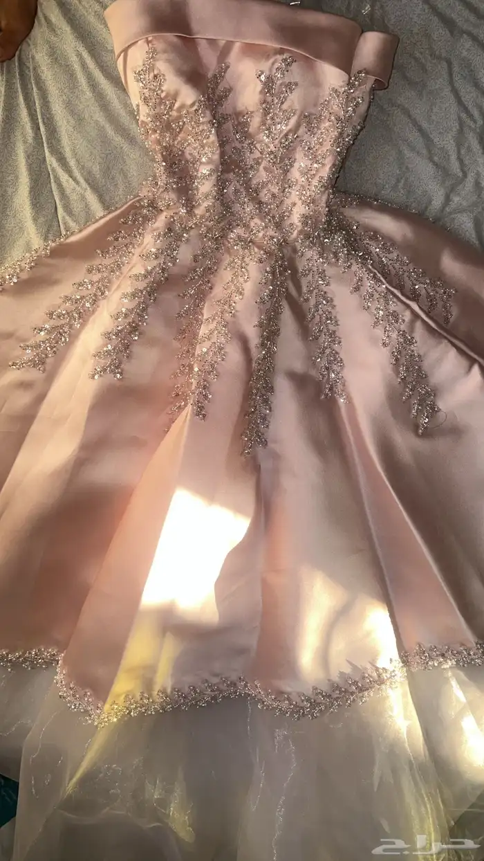 فستان شريته ب500ابيعه ب350 جديد ولالبسته ولا مره مقاس SوM 1