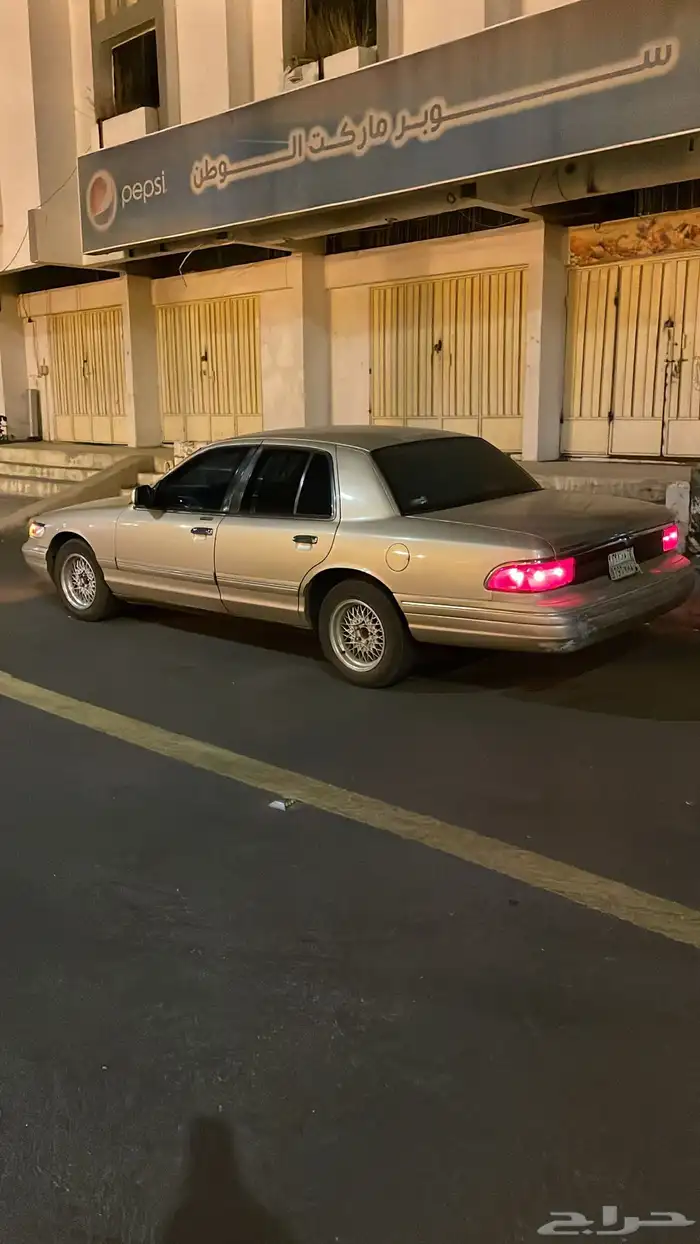 فورد 97ماركيز 1