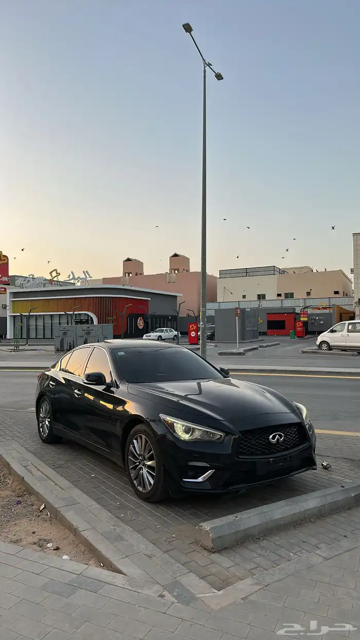 Q50 2018 12