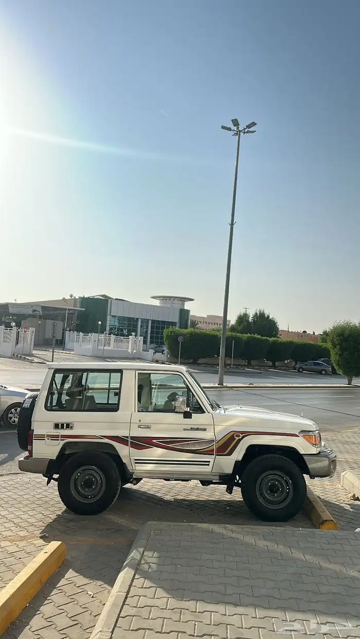 للبيع جيب ربع 2016 2