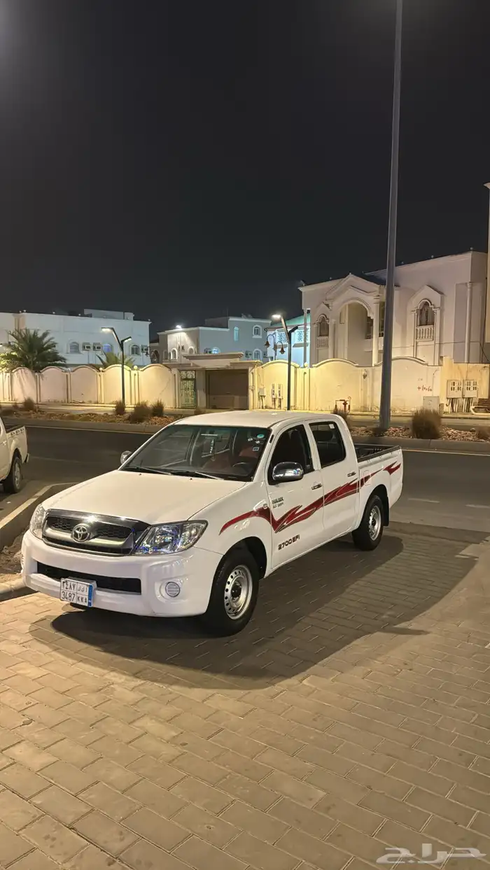 هايلوكس 2011 للبيع 5