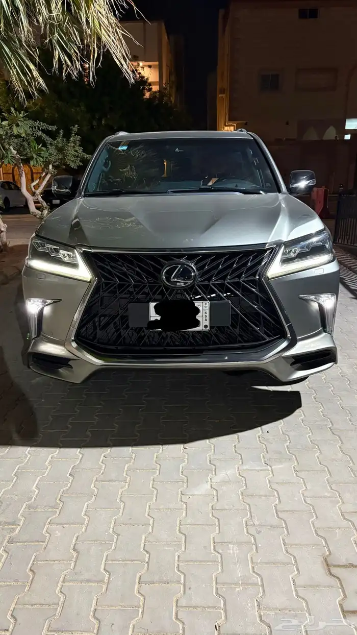 جيب لكزس 2020 تيتانيوم عداد 81 الف 0