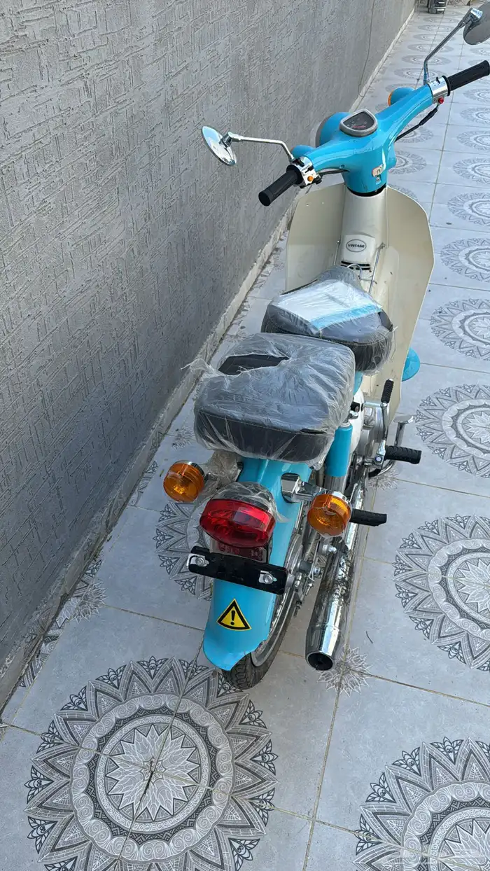 دباب شبيه ال 70 ازرق 1