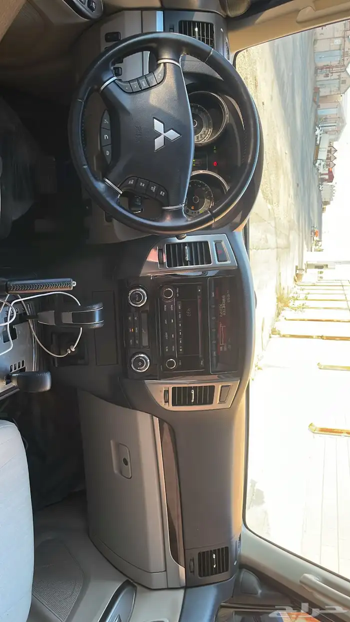 ميتسوبيشي باجيرو 2022 11