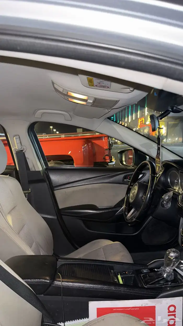 مازدا 2017 لون فضي 1