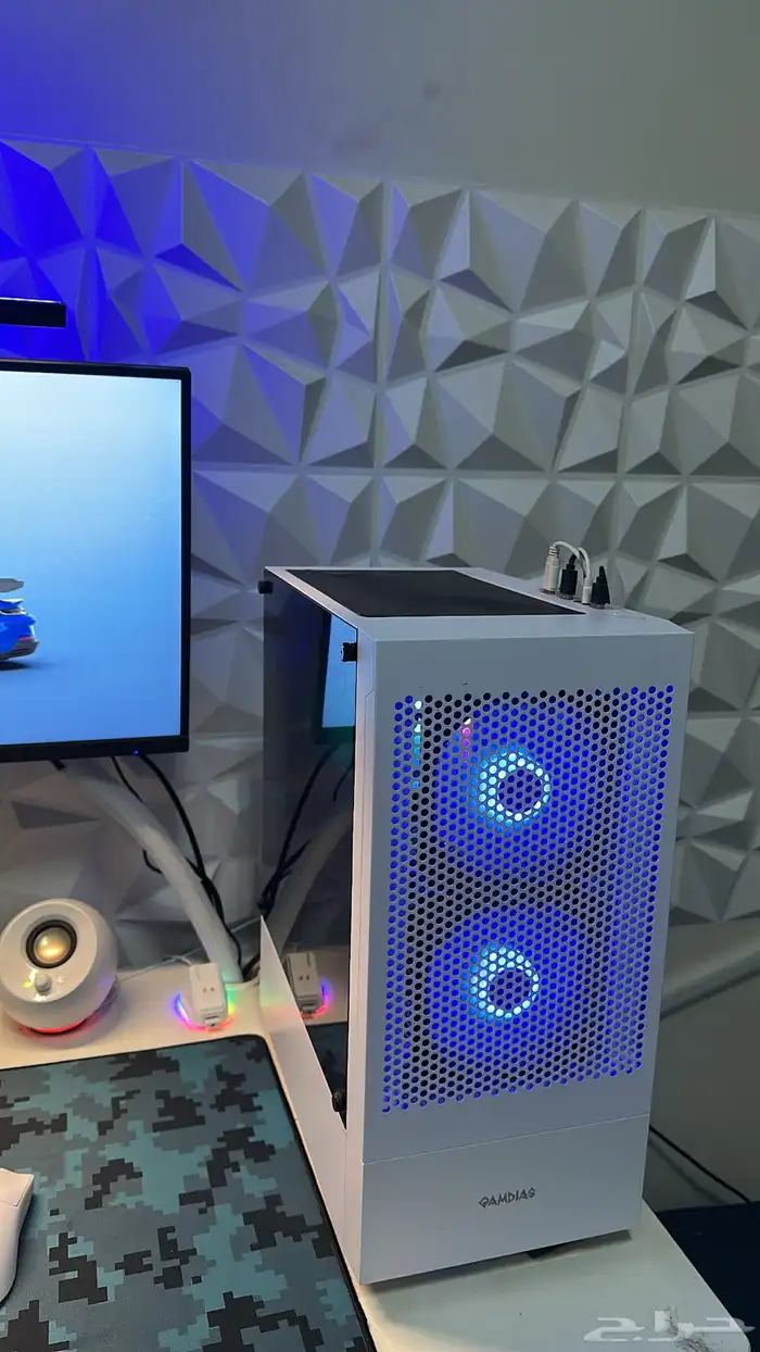 بي سي وطاولة للبيع 2