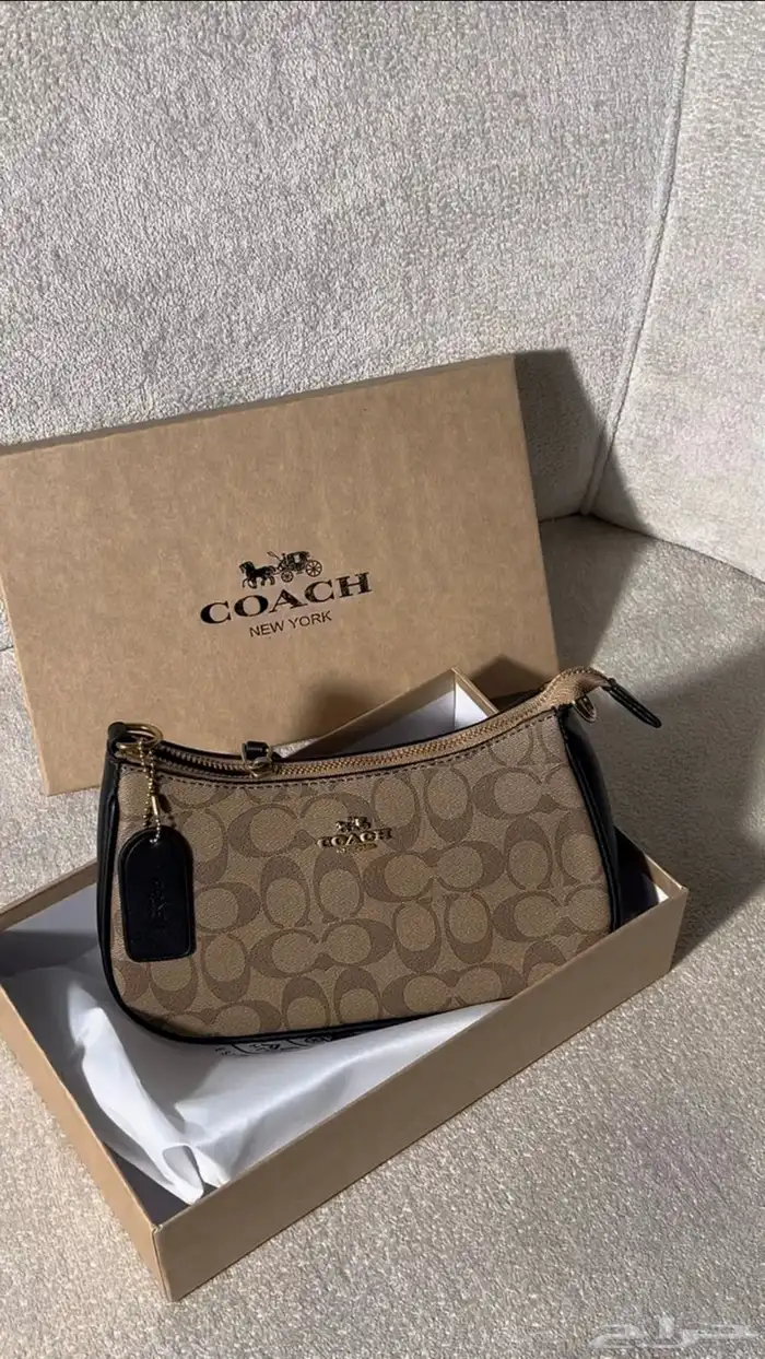 شنط كوتش طبق الأصل 1