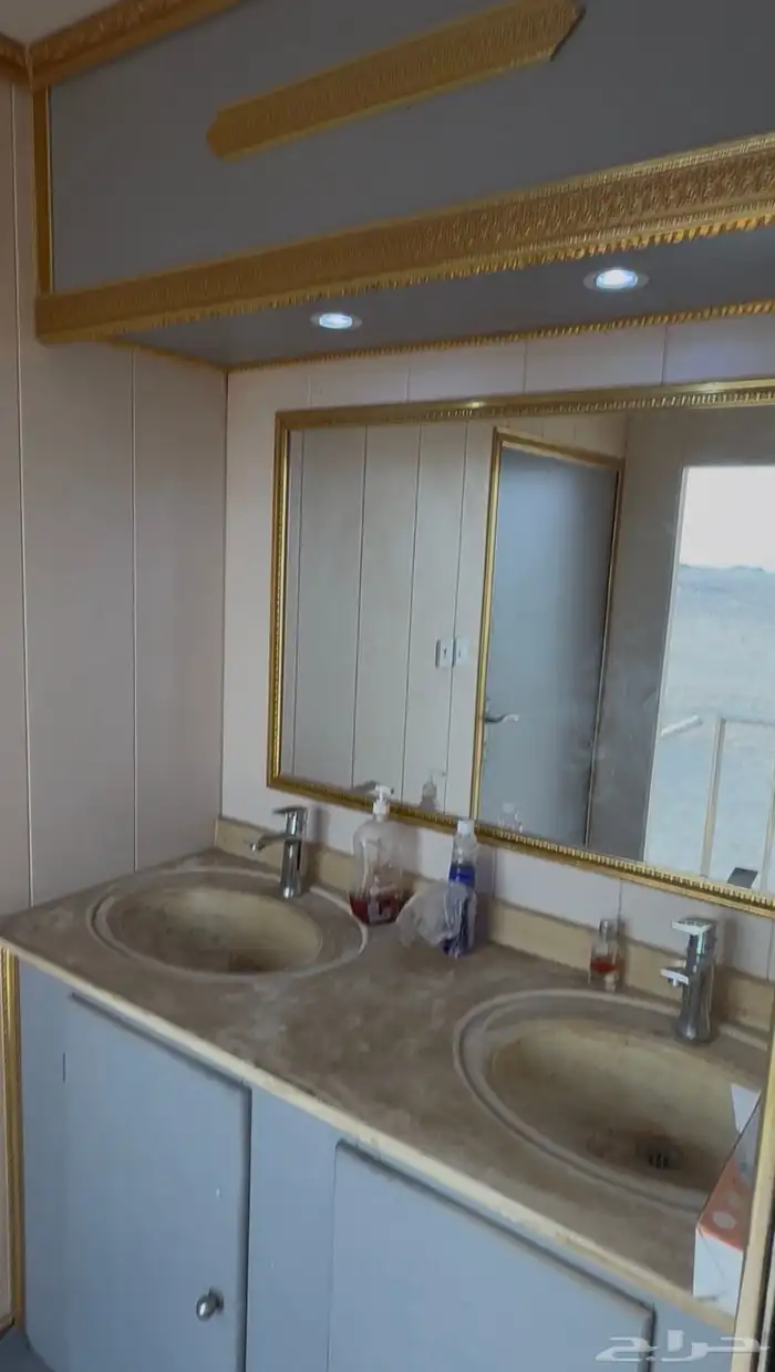 للبيع   كرفان رحى فخم ومجهز بالكامل بحالة ممتازه 11