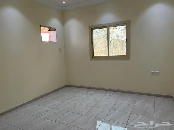 شقه في حي مشرفة للايجار للعوائل 5