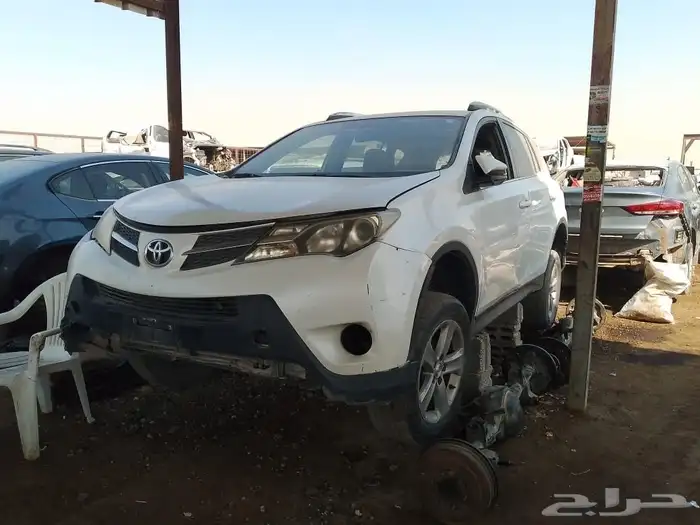 راف فور 2015قطع غيار تشليح 0