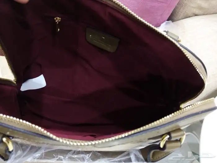 شنطة كوتش هاي كواليتي جديده 3