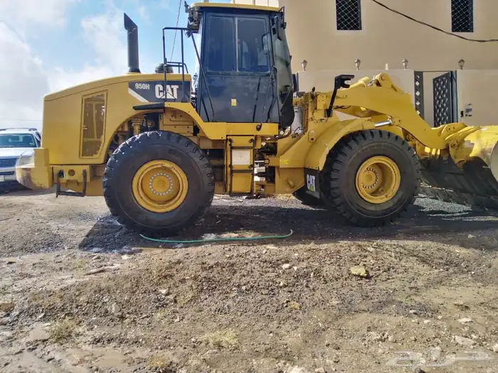 شيول 950H شرط وكاله موديل 2013 شغال 16 الف ساعه 0