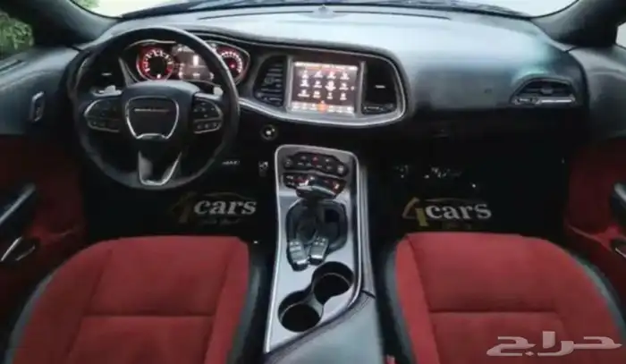 تشالنجر دوج 8