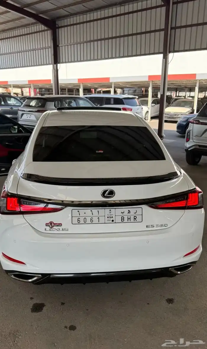 لكزس ES350 F Sportموديل 2024 عداد 4200 10