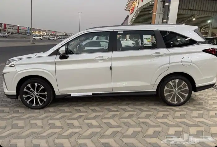 تويوتا فيلوز 2025 الكمية محدودة 5