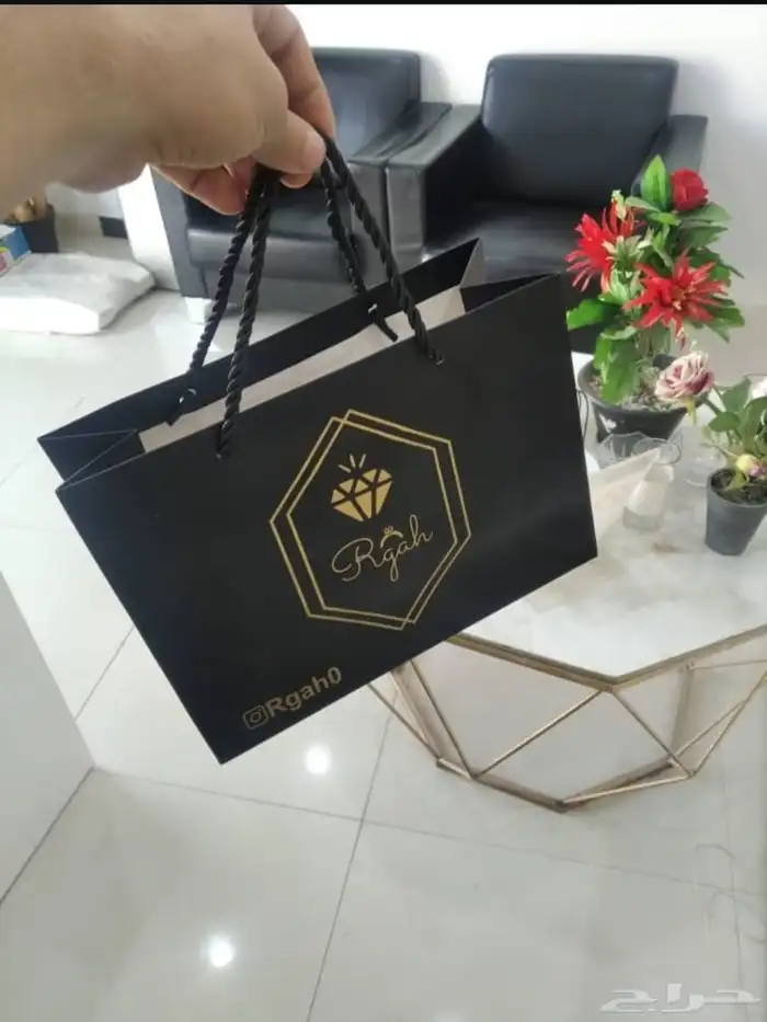 طباعة أكياس عباية أكياس عبايات استكر استكرات 3