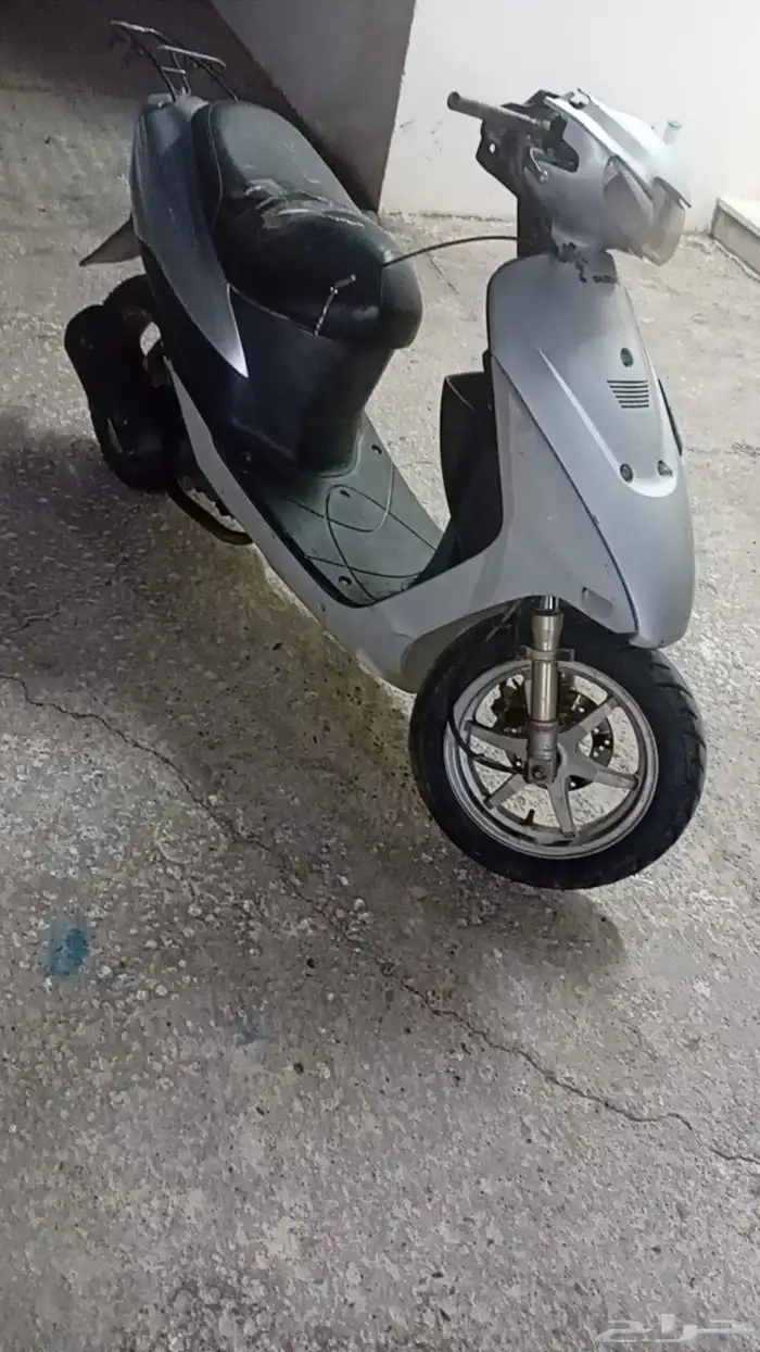 دباب بطه سزوكي 120Cc شغال كل شي الملاحظه دوسه البنزين تركبه 1