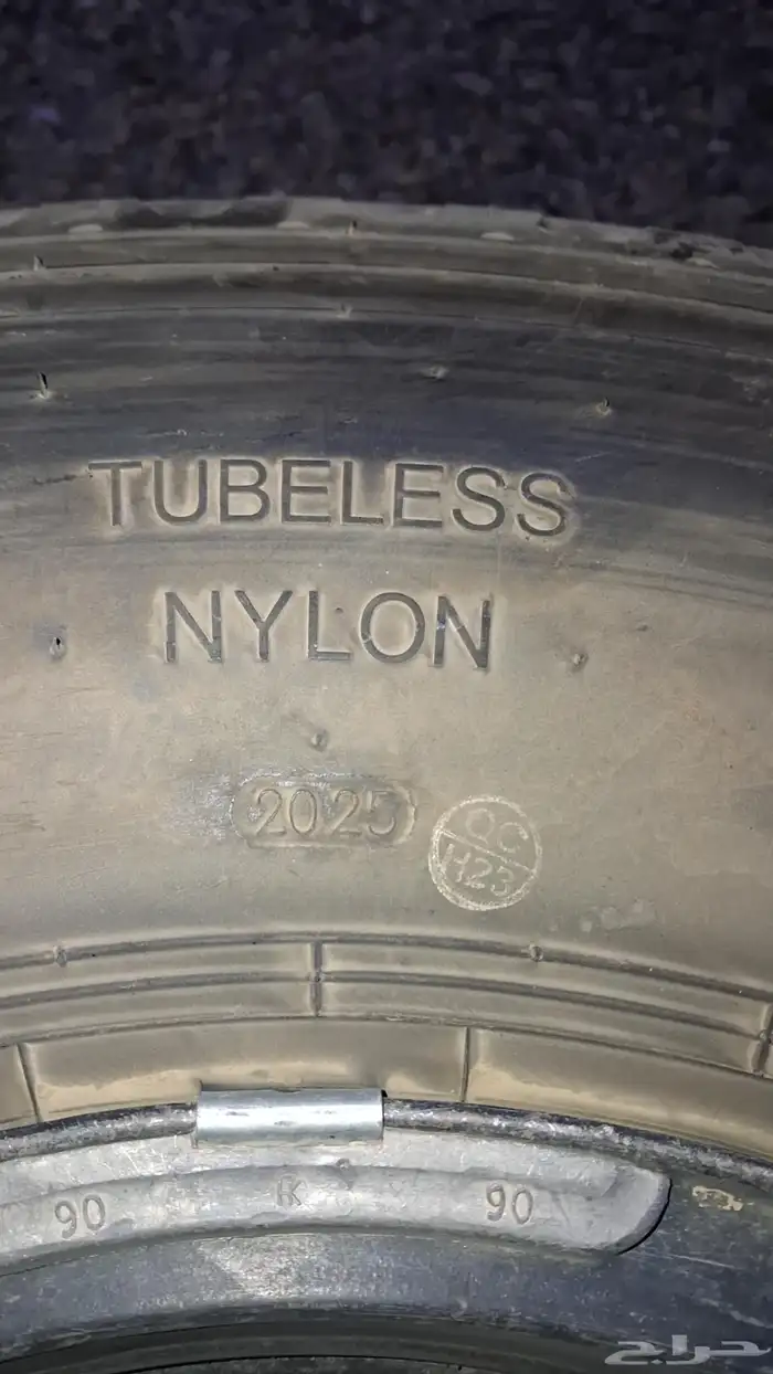 للبيع كفرات بالون 900 16 5