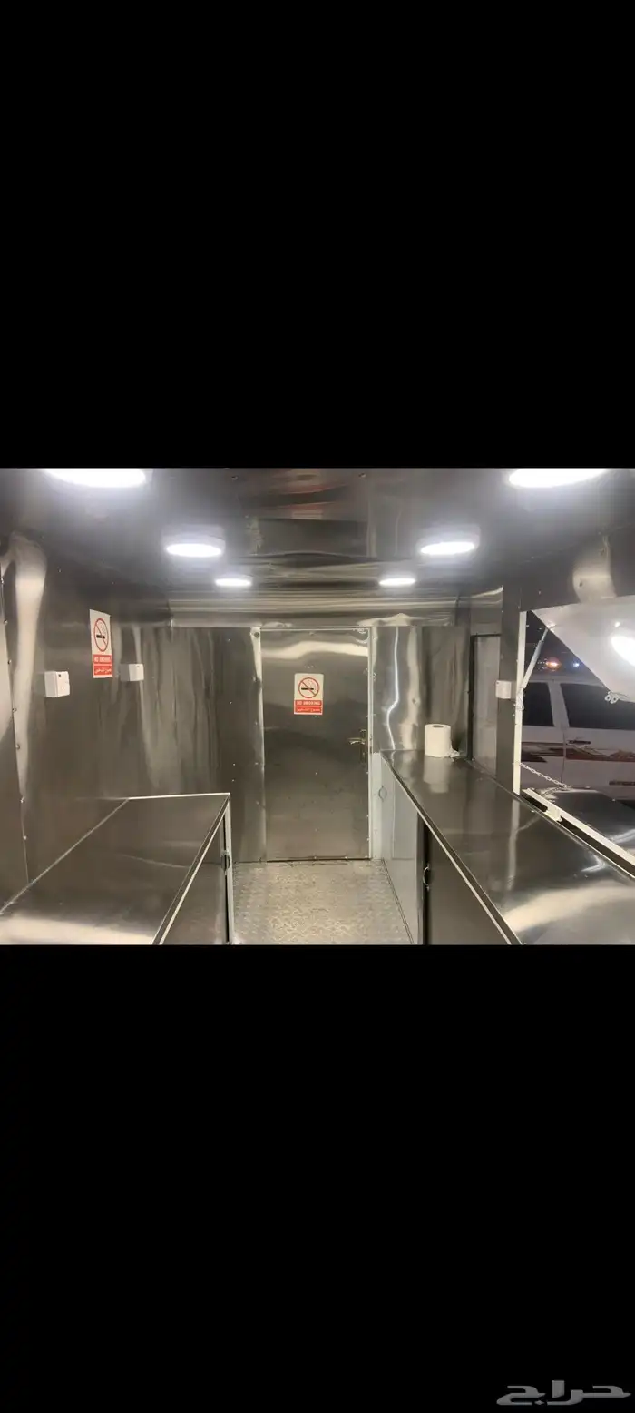 فودتراك للبيع 2