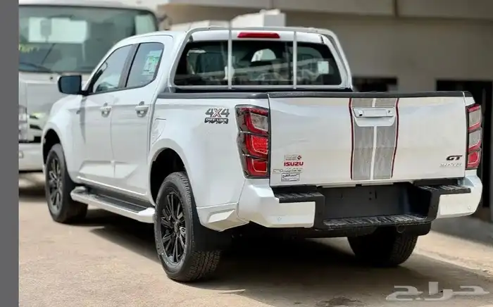 ايسوزو ديماكس غمارتين GT فل كامل مع قير أوتوماتيك 2025 2