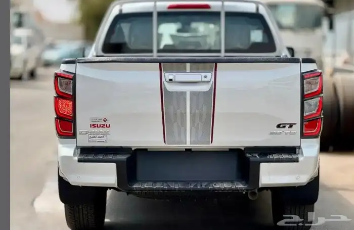 ايسوزو ديماكس غمارتين GT فل كامل مع قير أوتوماتيك 2025 3