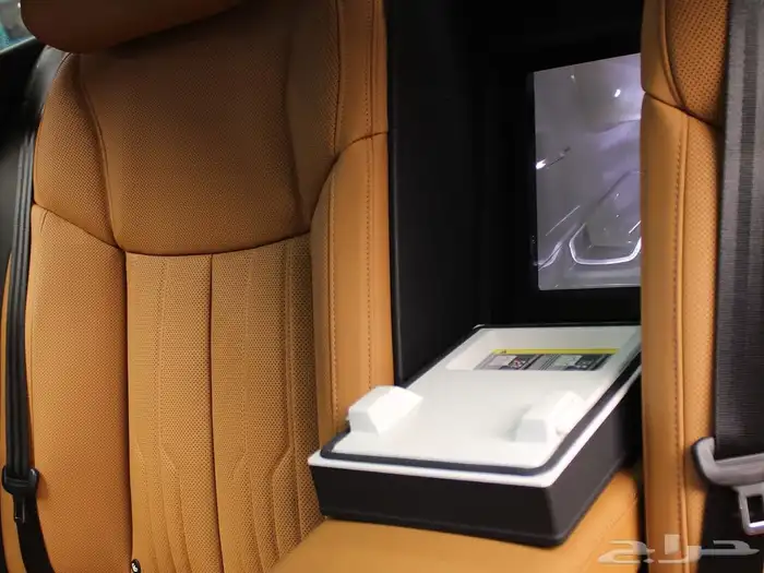 Audi A8L Chrome edition (full option) 2025 NEW 9