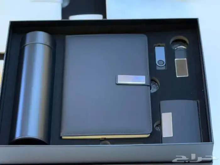 بوكسات موظفين هدايا ترحيبية 7