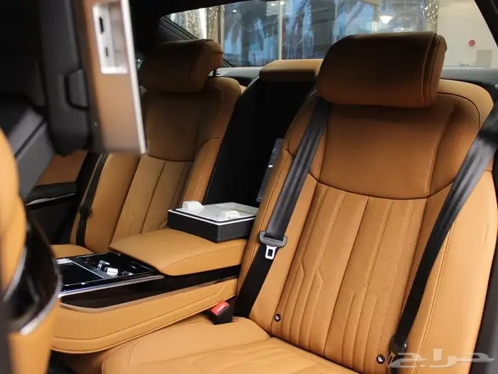 Audi A8L Chrome edition (full option) 2025 NEW 8