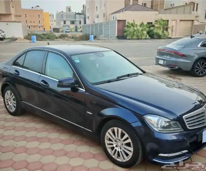 مرسيدس c180مديل 2012نظيف وشرط بديمحركات 4
