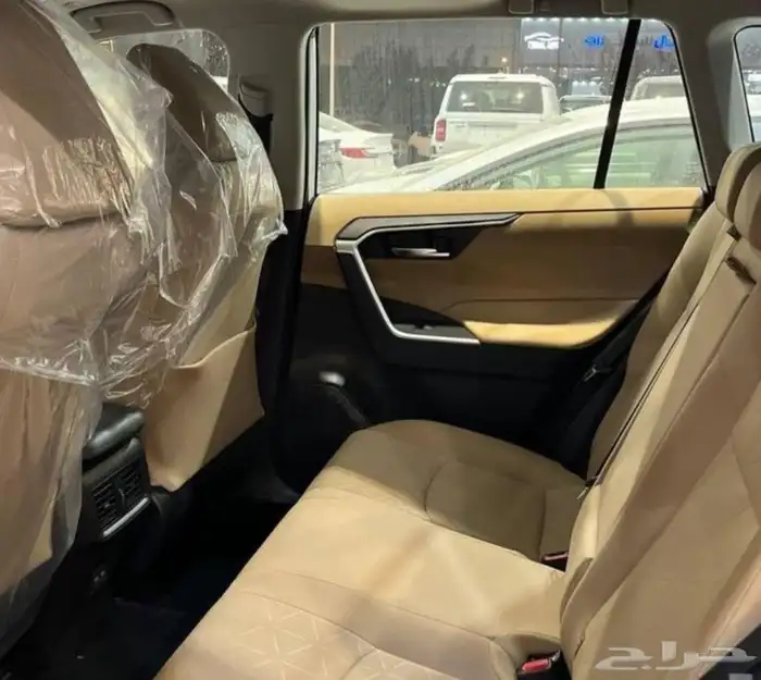 تويوتا راف فور XLE 2025 فتحة بنزين اقساط ينكية و عروض تويوتا 4