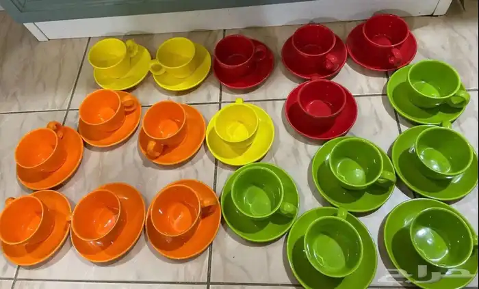 فناجين ملونة للبيع (إما كامل المجموعة أو تختار بكفيك) 0