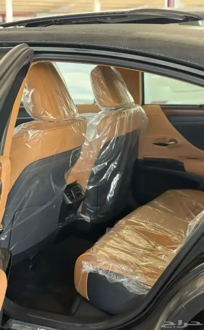 لكزس ES350CC موديل 2025 كاش وتقسيط 11
