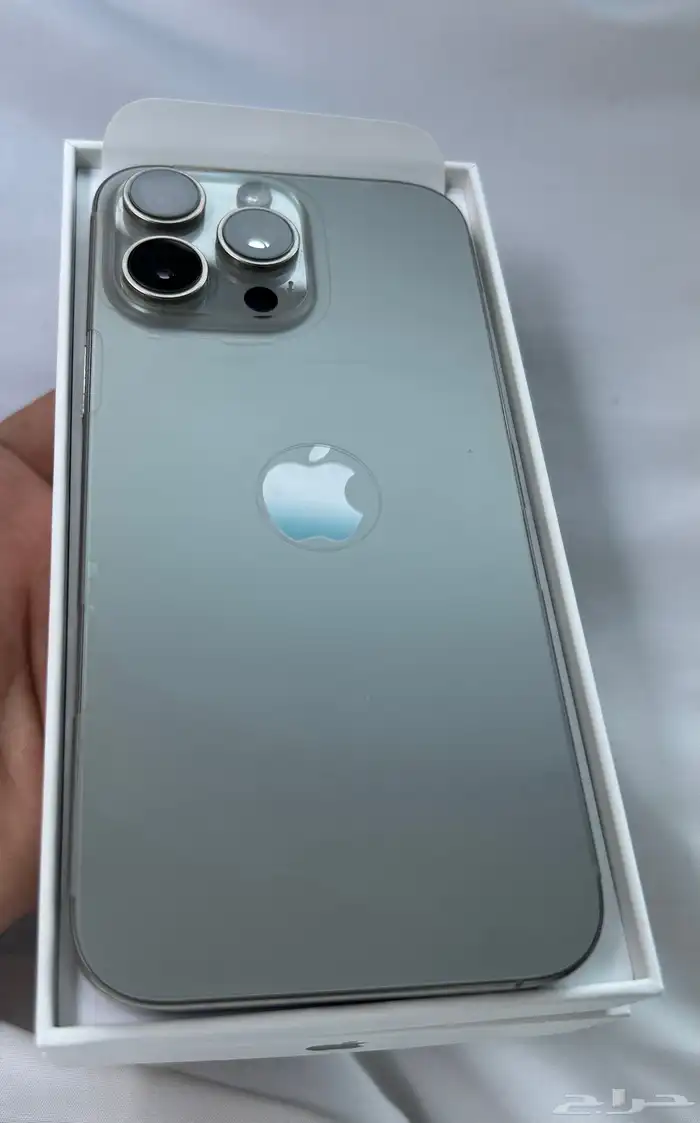 ايفون 16 برو ماكس 1