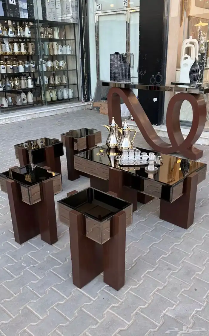 طاولات تفصيل حسب طلب 52