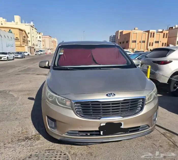 السلام عليكم ورحمة الله وبركاتة للبيع سيارة كرنفال 2016 1